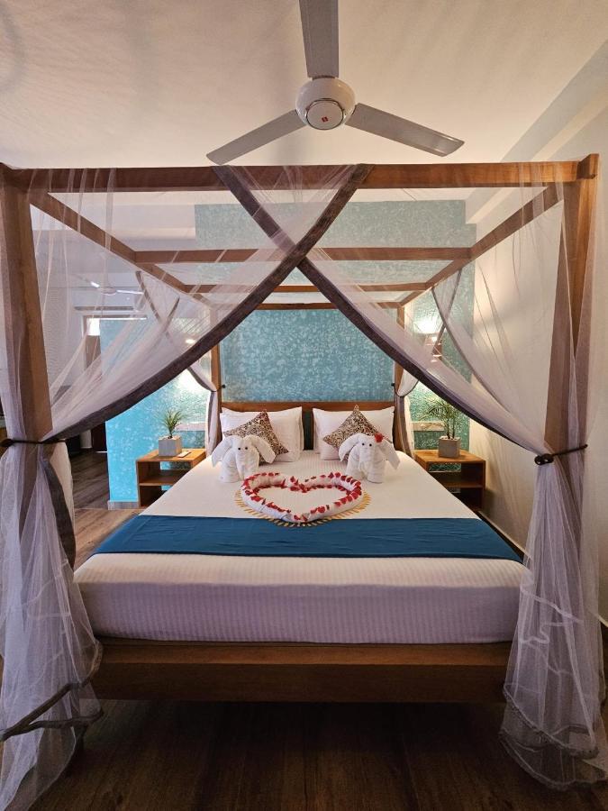 Sri Palms Bed & Breakfast Косгода Екстериор снимка