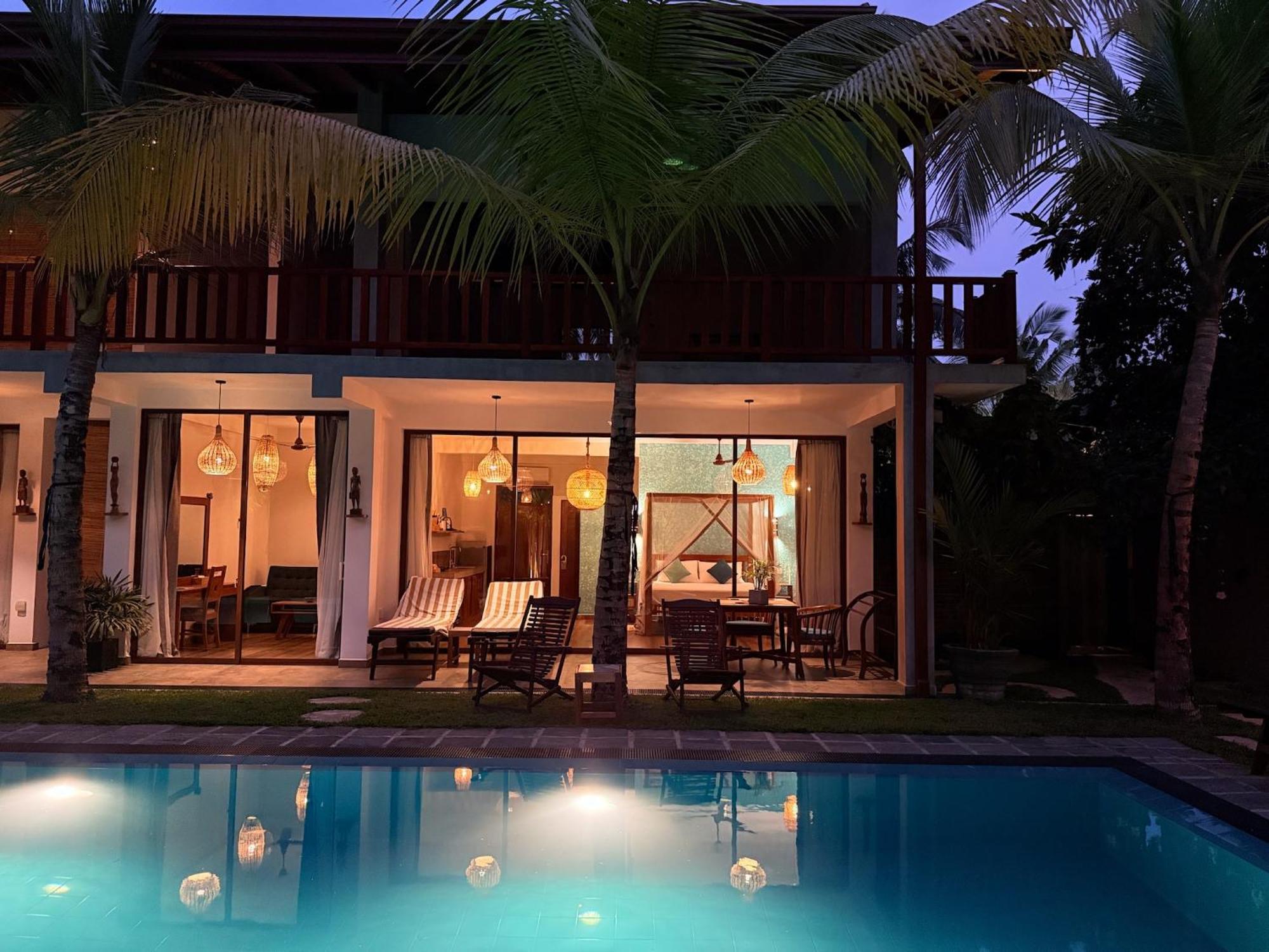 Sri Palms Bed & Breakfast Косгода Екстериор снимка