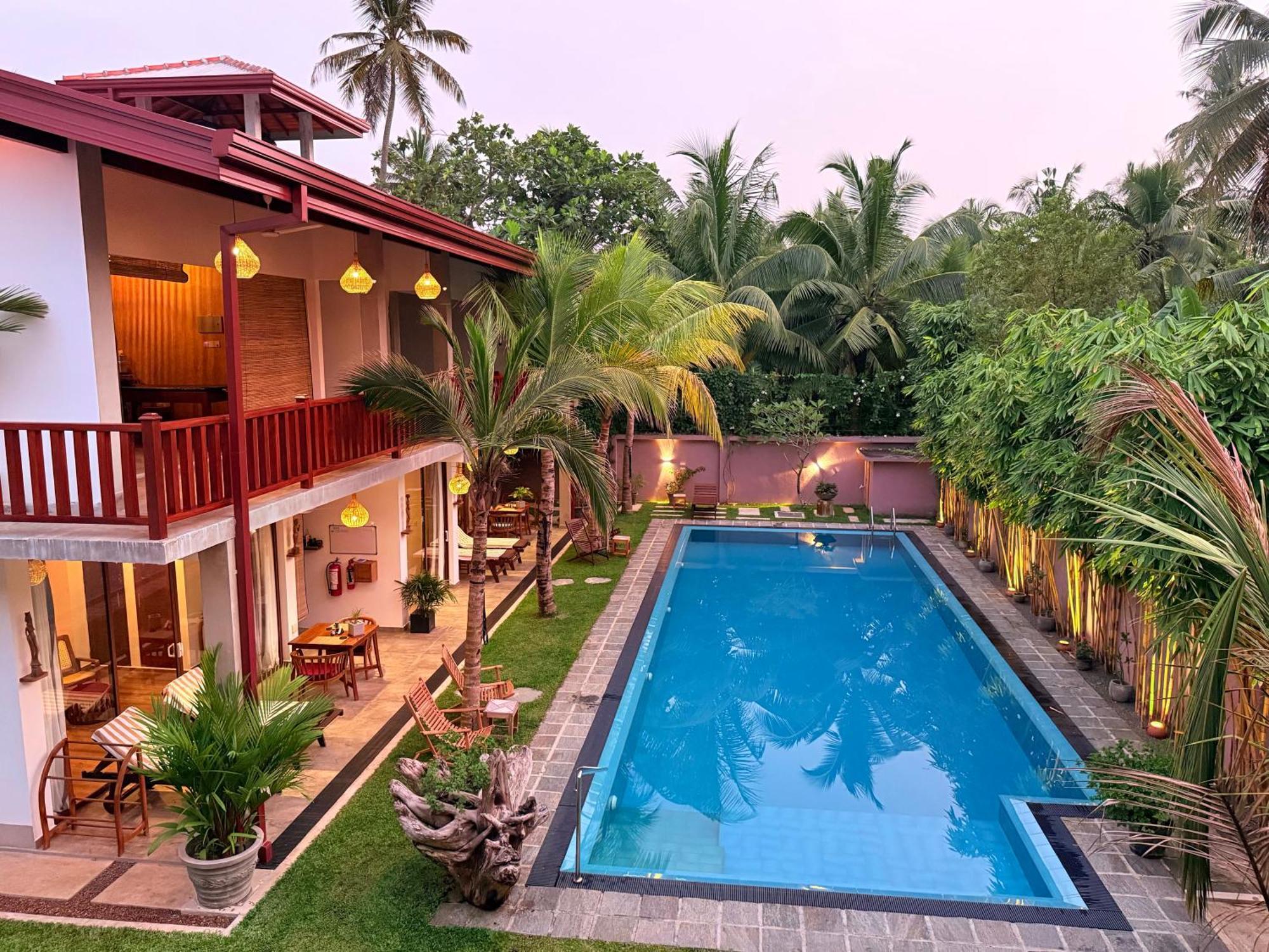Sri Palms Bed & Breakfast Косгода Екстериор снимка