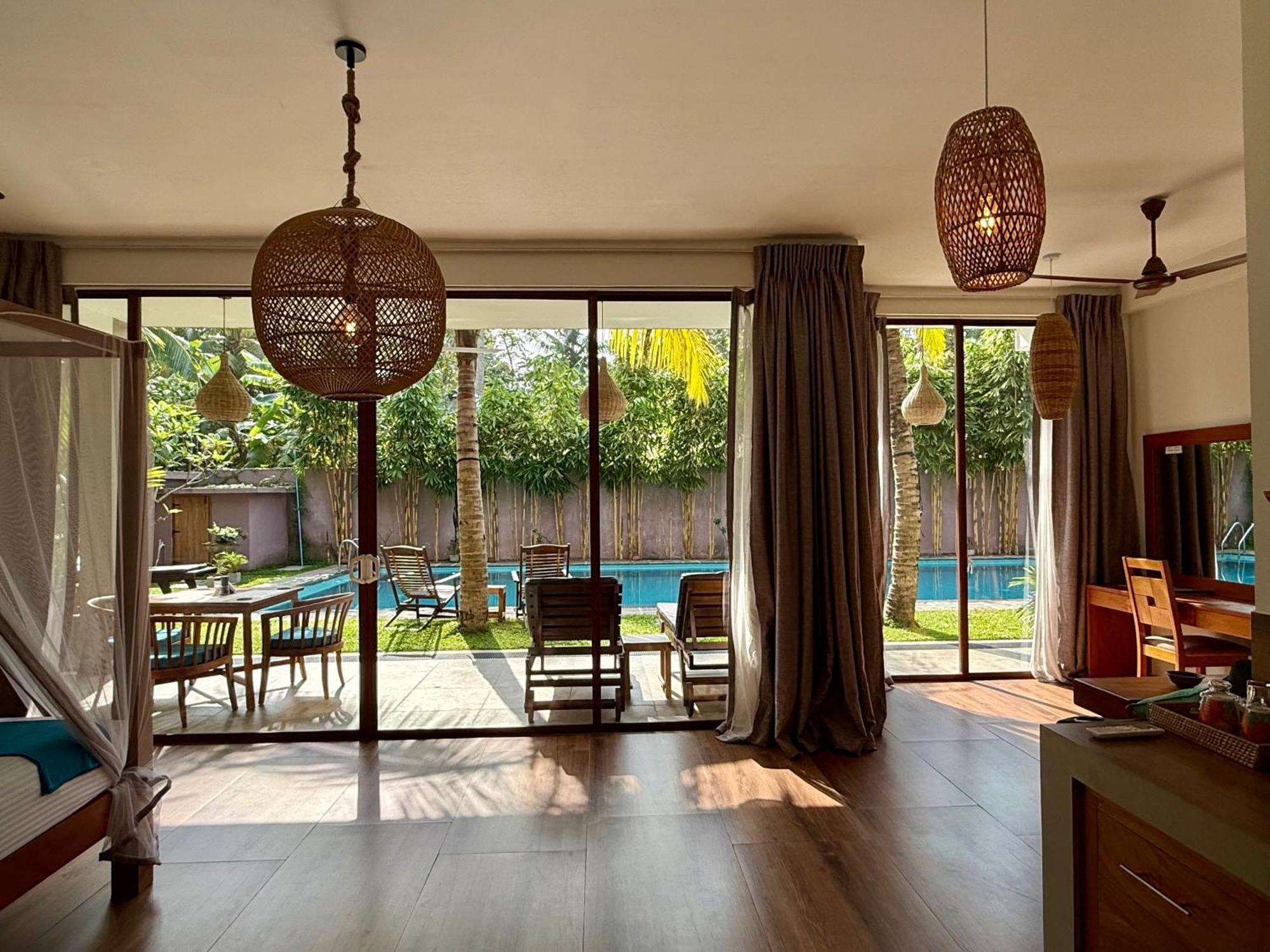 Sri Palms Bed & Breakfast Косгода Екстериор снимка