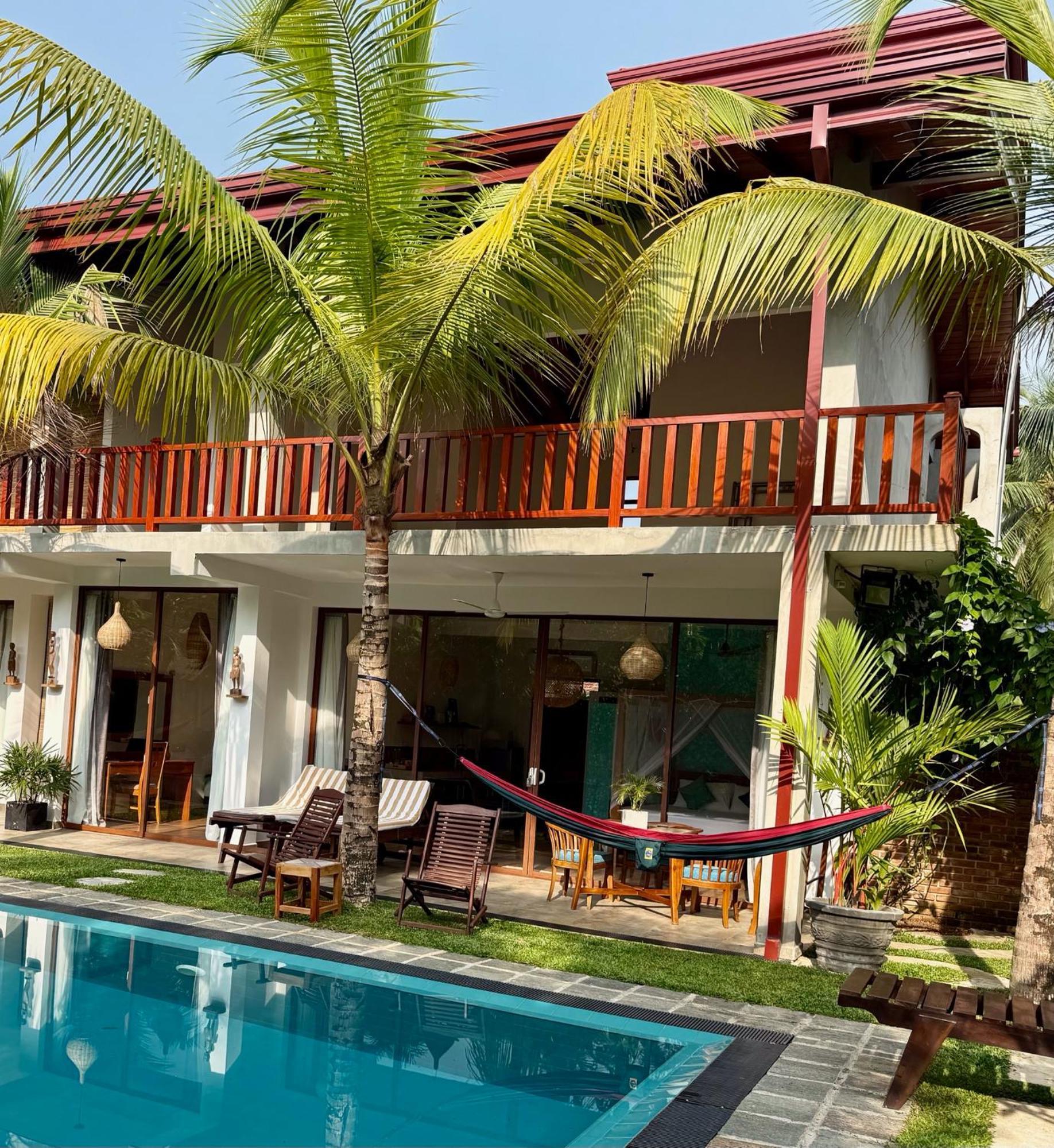 Sri Palms Bed & Breakfast Косгода Екстериор снимка